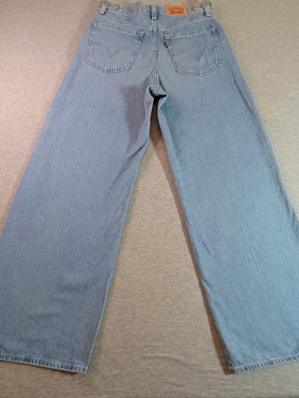 Levi's Women's Size 27  Cinch Baggy Jeans - Picture 9 of 12
